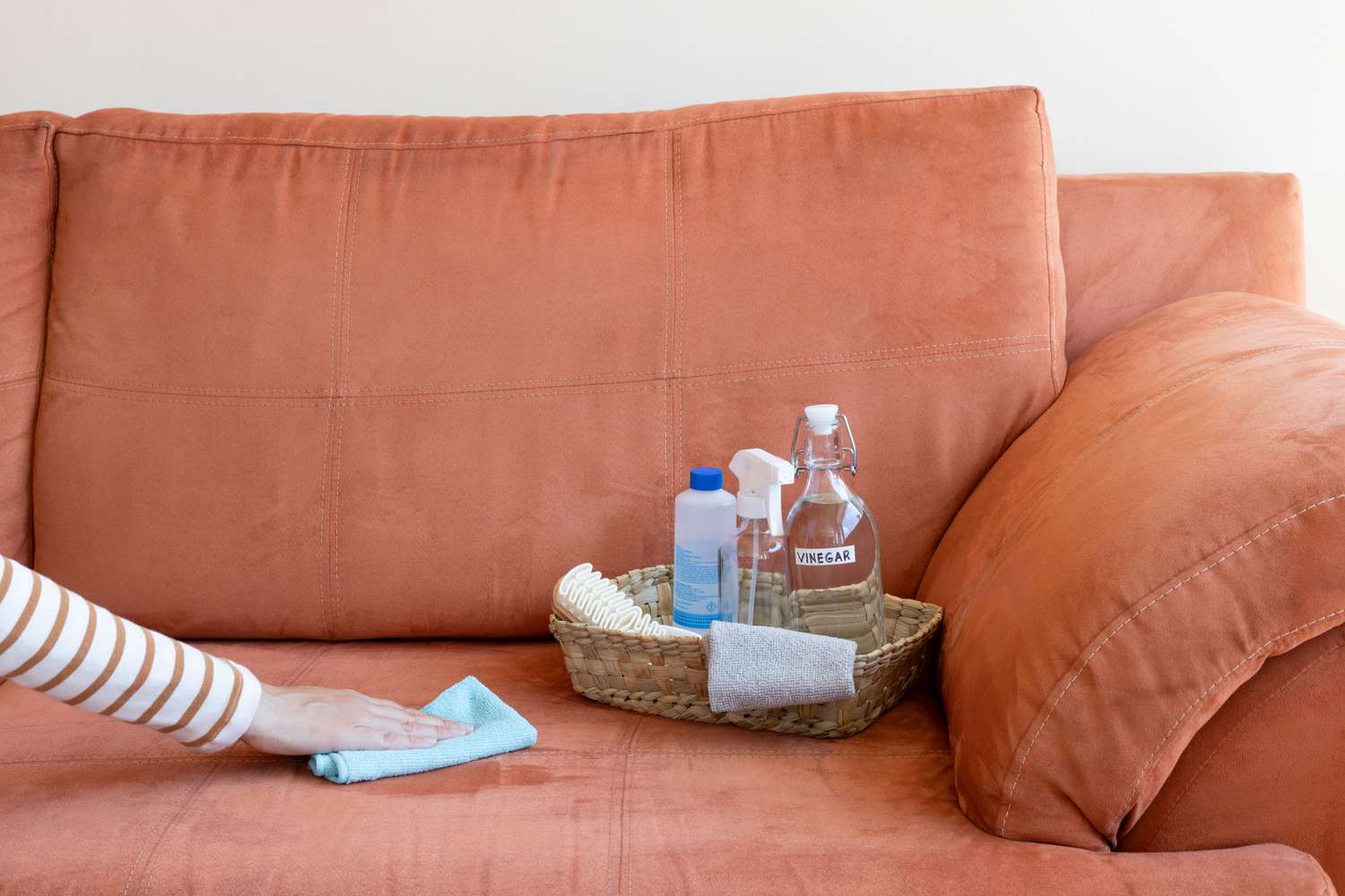 Get Best Ways For Microfiber Couch Cleaning